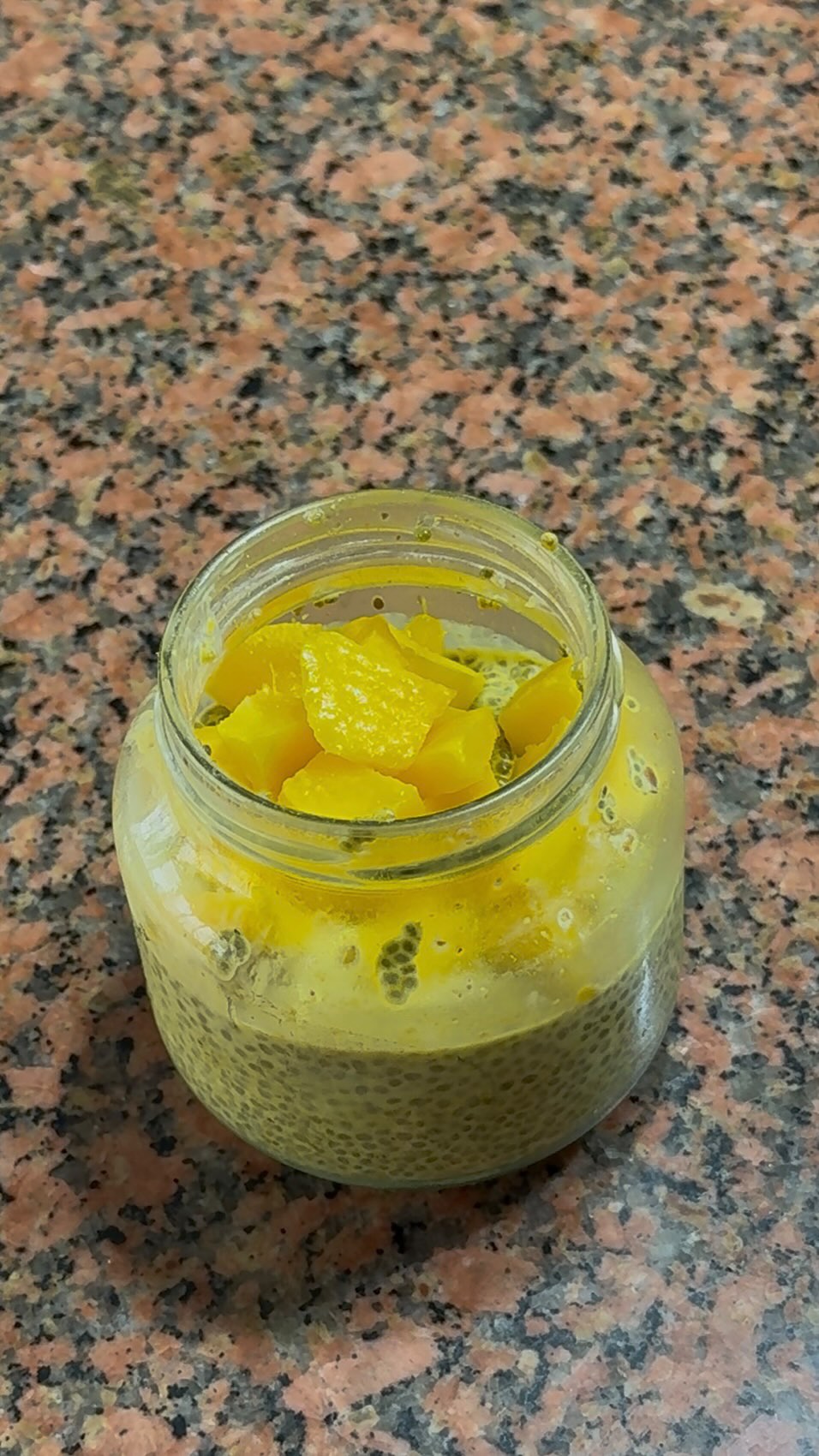 El desayuno o snack perfecto 💛 antiinflamatorio, alto en fibra y antioxidante. #chiapudding #goldenmilk #habitossaludab...